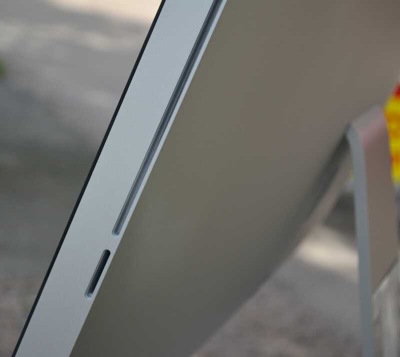 Правая грань iMac 27"